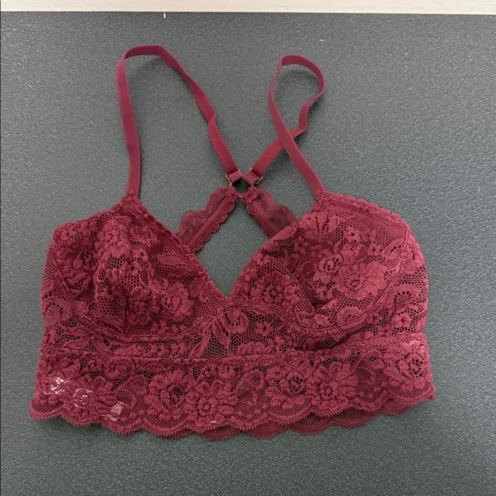 Elegant Lace Bralette in Burgundy